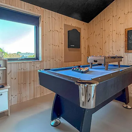 Feriehus Lovely In With Sauna